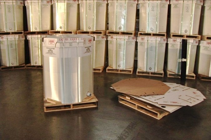 EZ-BULK Liquid Tote Containers - Paper Systems